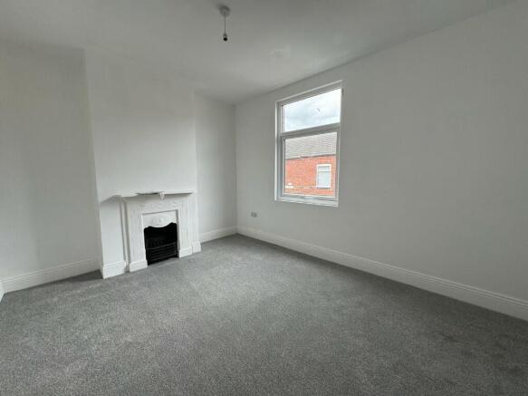 2 bed Terraced for sale Image 5