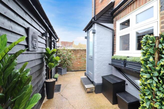 rear passageway