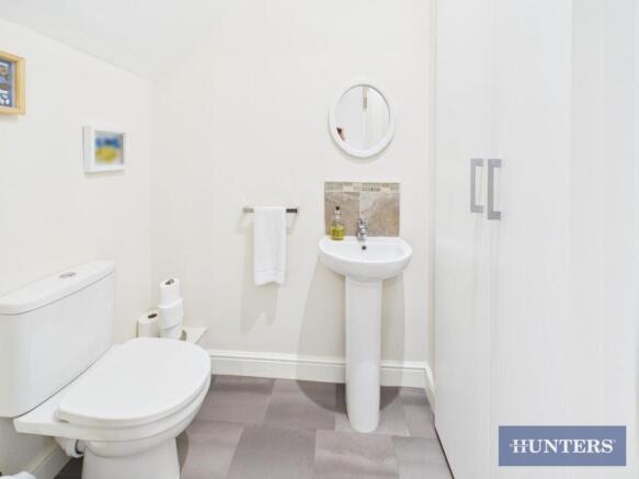 3 bed Terraced for sale Image 11