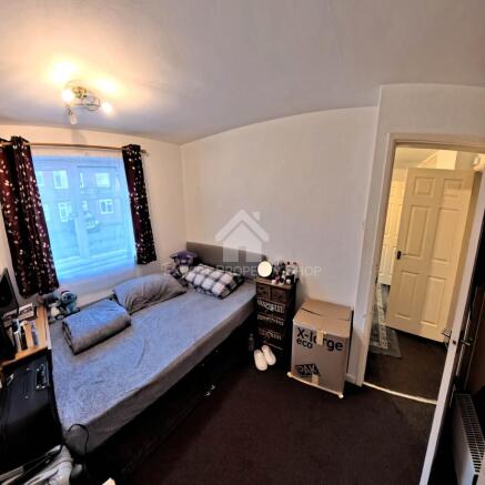 1 bed Flat for sale Image 9