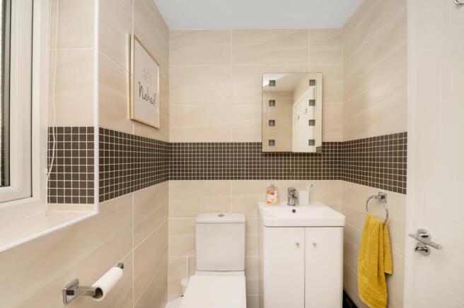 BEDROOM ONE EN-SUITE