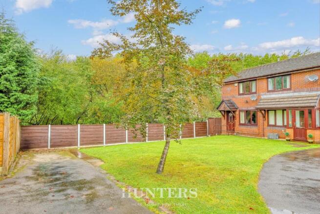 Hembury Close (20).jpg