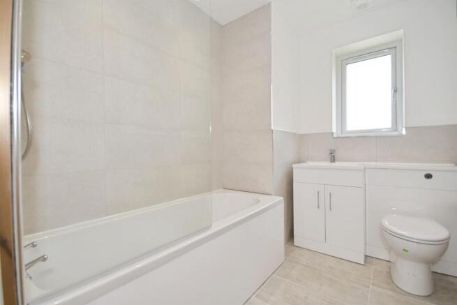 3 bed Detached for sale Image 12