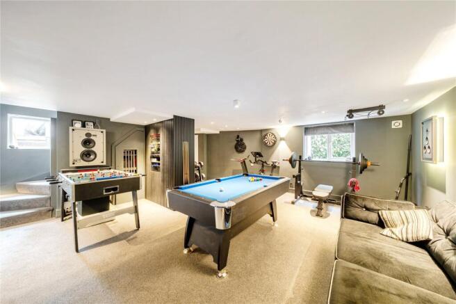 4 bed Semi-Detached for sale Image 9