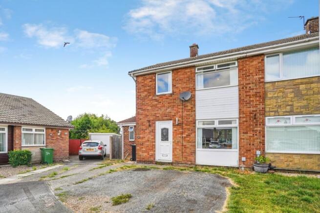 3 bed Semi-Detached for sale in west ardsley