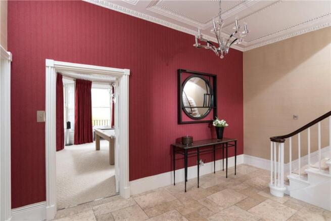 Bath - Hall