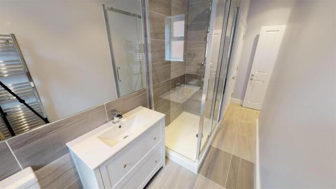 Shower Room.jpg