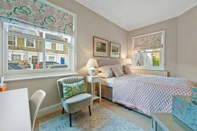 Perrers Road - Bedroom.JPG