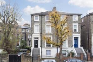 Flat B, 17, Cantelowes Road, London NW1 9XP
