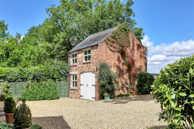 Outbuilding
