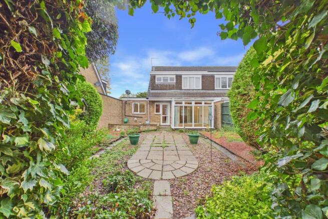 Edges Court | Moulton | NN3 photo 4