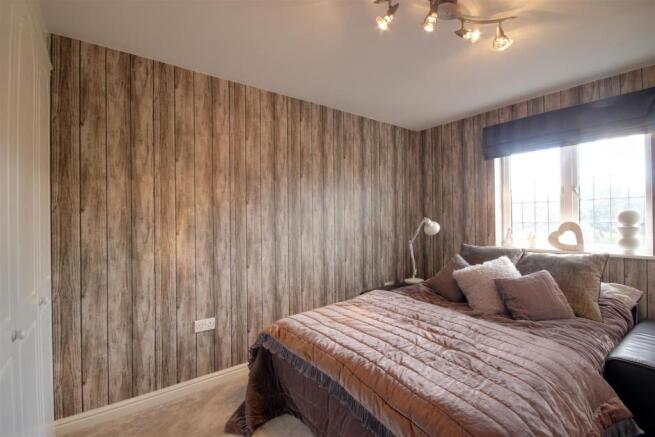 BEDROOM 5
