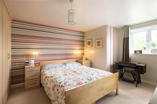 2 bed Apartment for sale Image 9