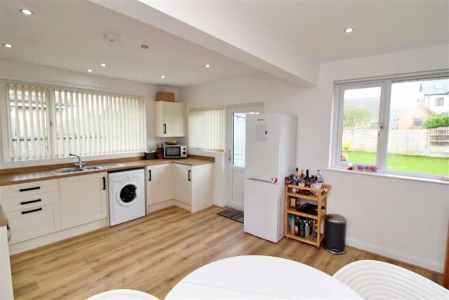 Kitchen/Diner Reverse Angle Two