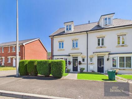 Clos Llewellyn, Taffs Well, Cardiff, CF15