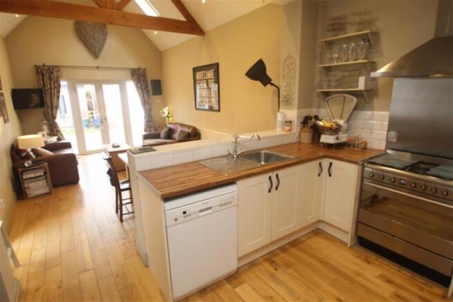 THROUGH KITCHEN/DINING/SITTING ROOM