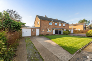 7, Abbots Crescent, St. Ives PE27 3YB