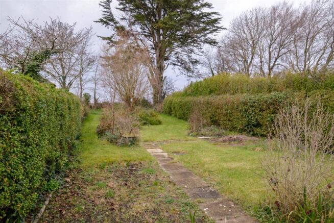 Rear Garden 2.jpg