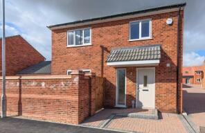 11, Fairview Crescent, Rayleigh SS6 8FH