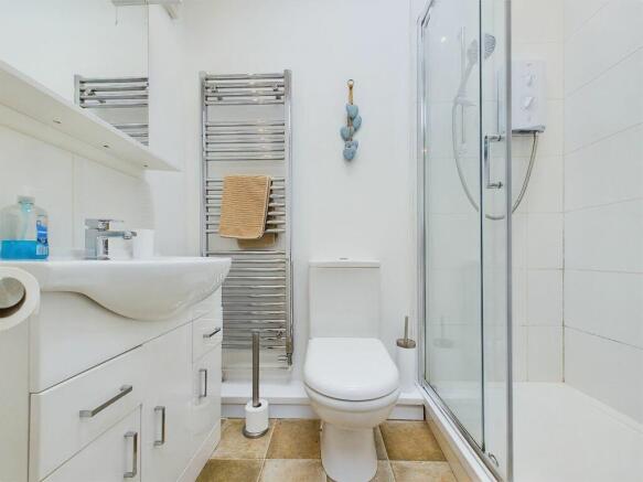 2 bed Terraced for sale Image 4