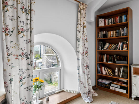 2 bed Detached for sale Image 12