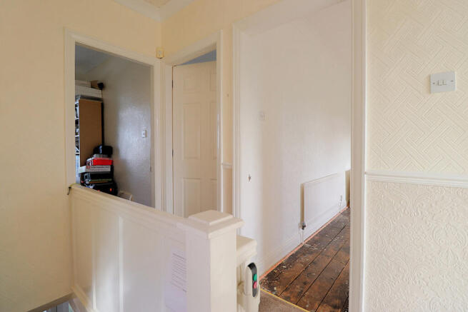 3 bed Semi-Detached for sale Image 12