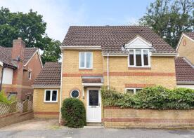16, Magnolia Close, Heathfield TN21 8YF