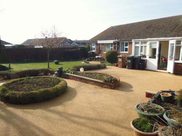 Photo 13