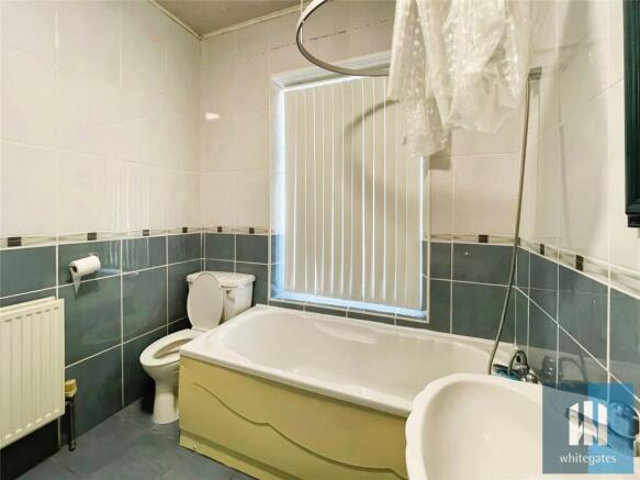2 bed Terraced to rent Image 9