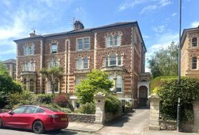Garden Flat, 3, Apsley Road, Clifton, Bristol BS8 2SH