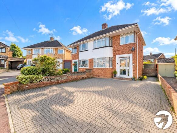 3-bed semi-detached on Berkeley Close, Rochester, Kent, ME1, £350,000