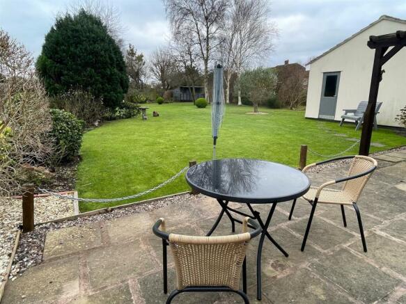 Rear Garden,.,..jpg