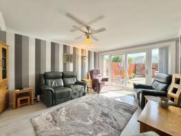 70, Sundrum Place, Kilwinning KA13 6ST