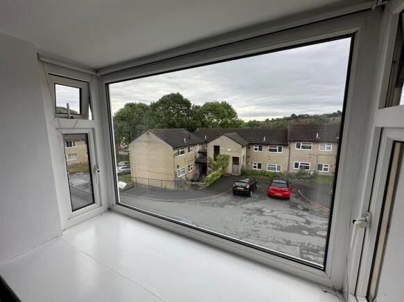 1 bed Apartment to rent Image 11