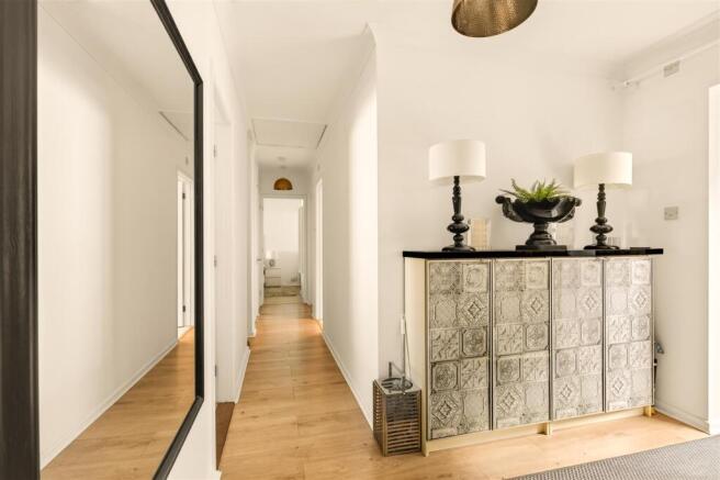 Hallway.jpg