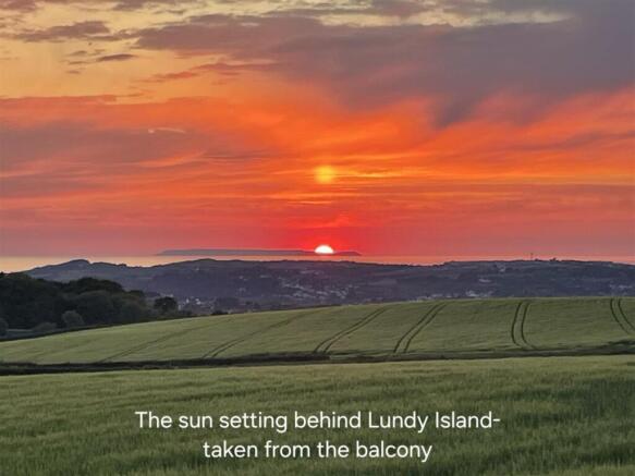Moorlands22 Balcony sunset.jpg