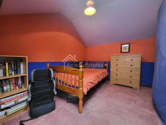 3 bed Terraced for sale Image 9