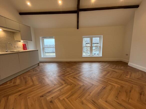 1 bed Apartment to rent Image 4