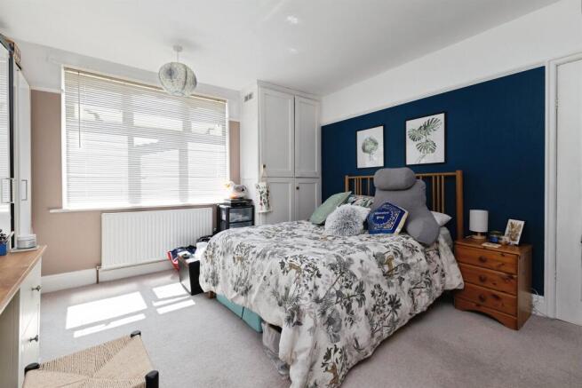 3 bed Terraced for sale Image 12