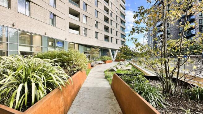 5 Onyx 102 Camley Street London N1C 4PF  externa