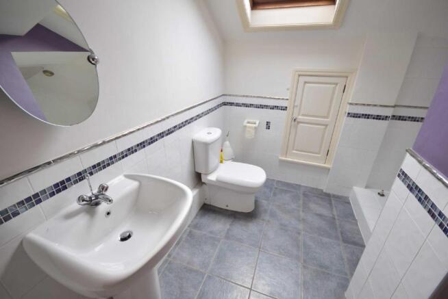 BATHROOM: