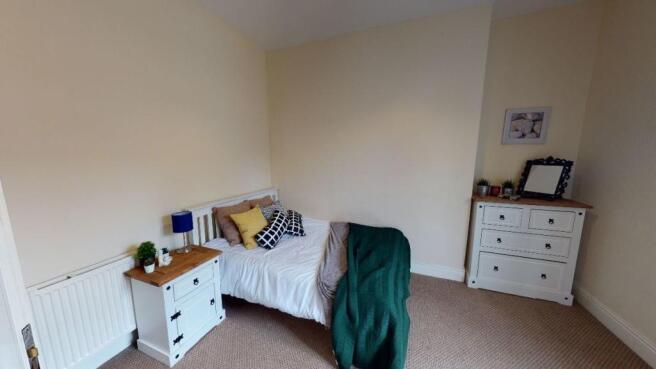 5 bed Terraced for sale Image 7