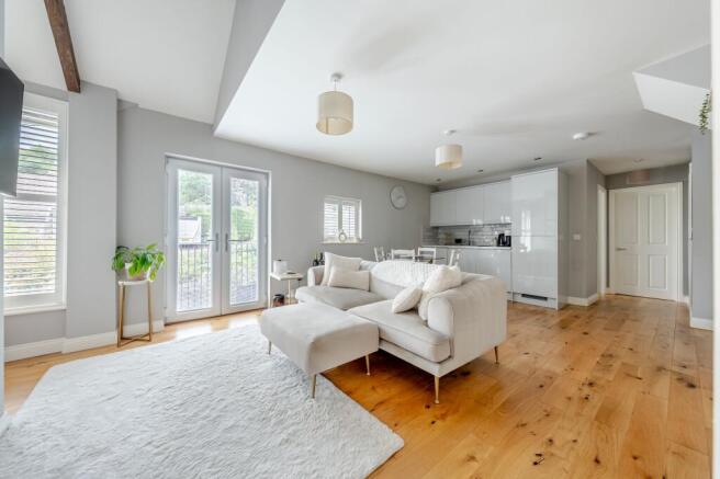 2 bed Flat to rent Image 7