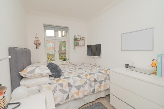 general Flat 11, 35