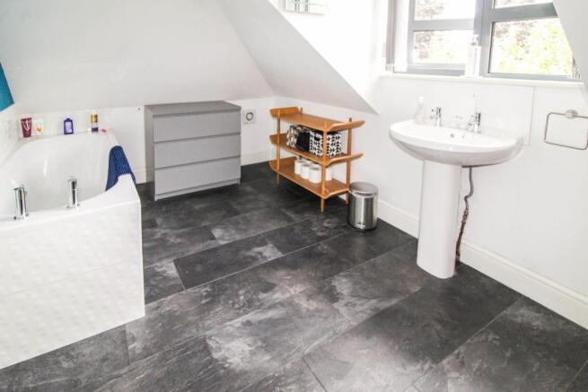 Master En-suite