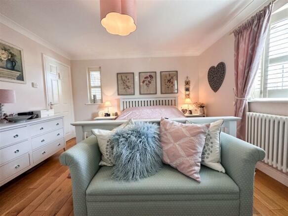 Bed 1 (2).jpg