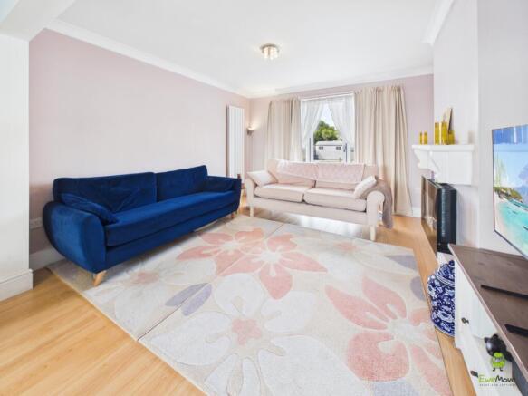 Presented by Clinton at EweMove Bexleyheath and Da