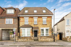 5, 1 Ebury Court, Benson Road, Croydon CR0 4LR