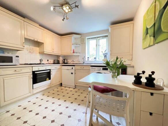 Kitchen(N)