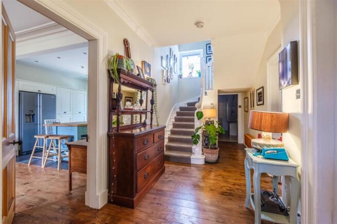 Caledonian Avenue-8.jpg